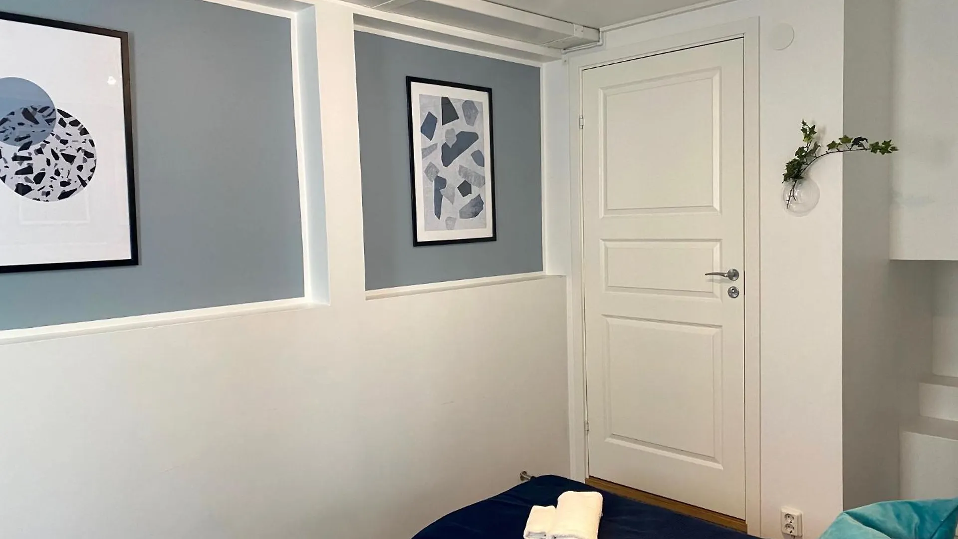 ** Капсульный отель Stockholm Smart Stay Швеция
